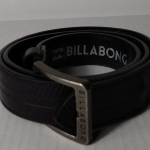 Billabong Black Belt  Size: Large